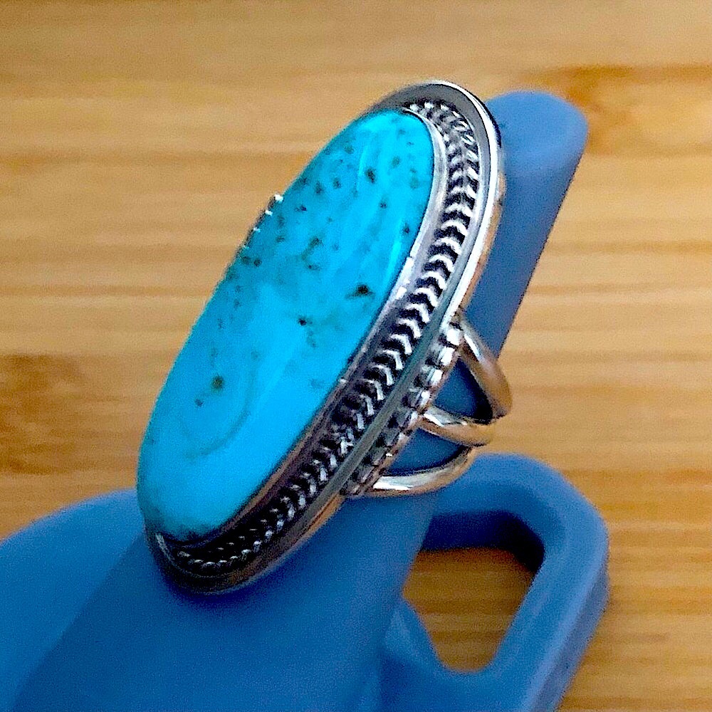 $148 Navajo Running Bear Southwest Estate Ring   Sterling  Size 8 & 3/4  RB 925